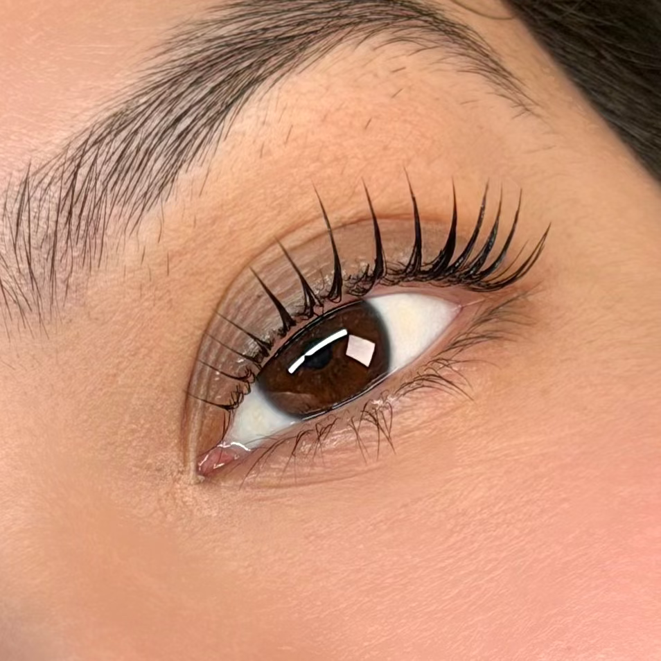 Vixie (Soft V Curl)